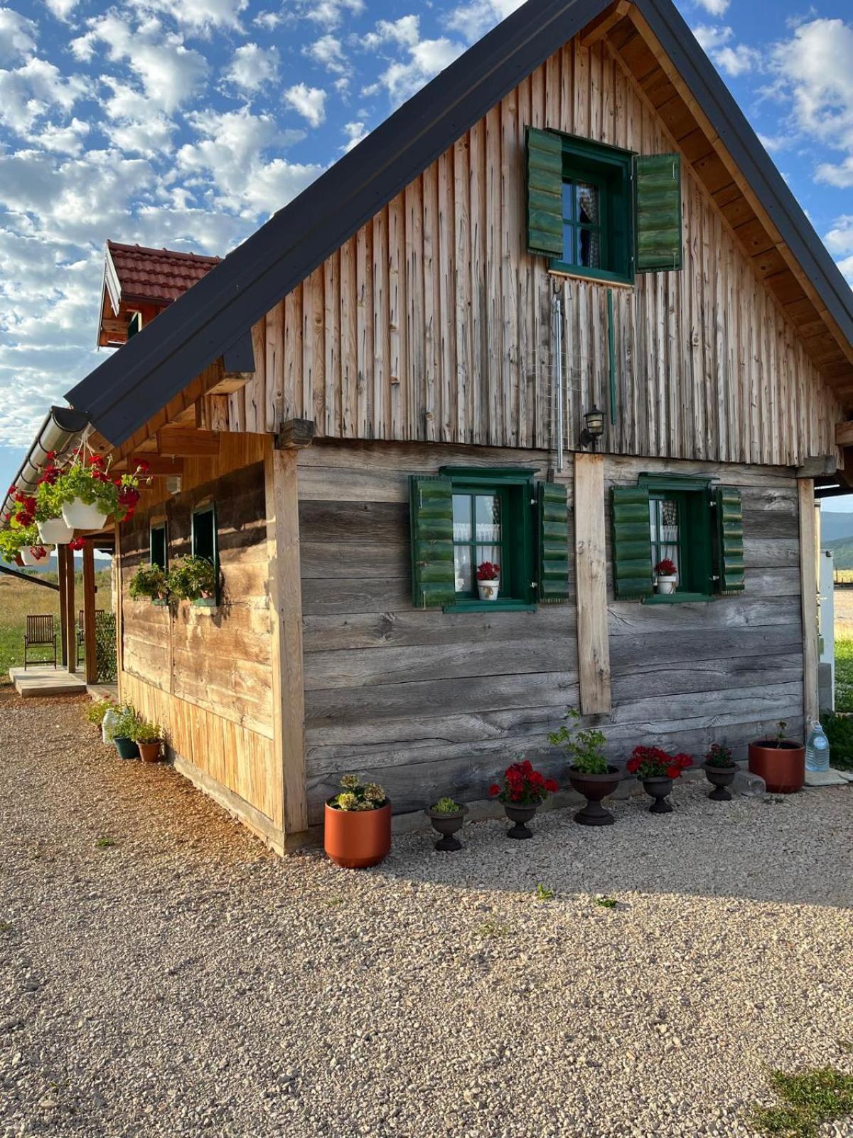 Appartement Wooden House Ante Self Check - In And Check - Out Otočac