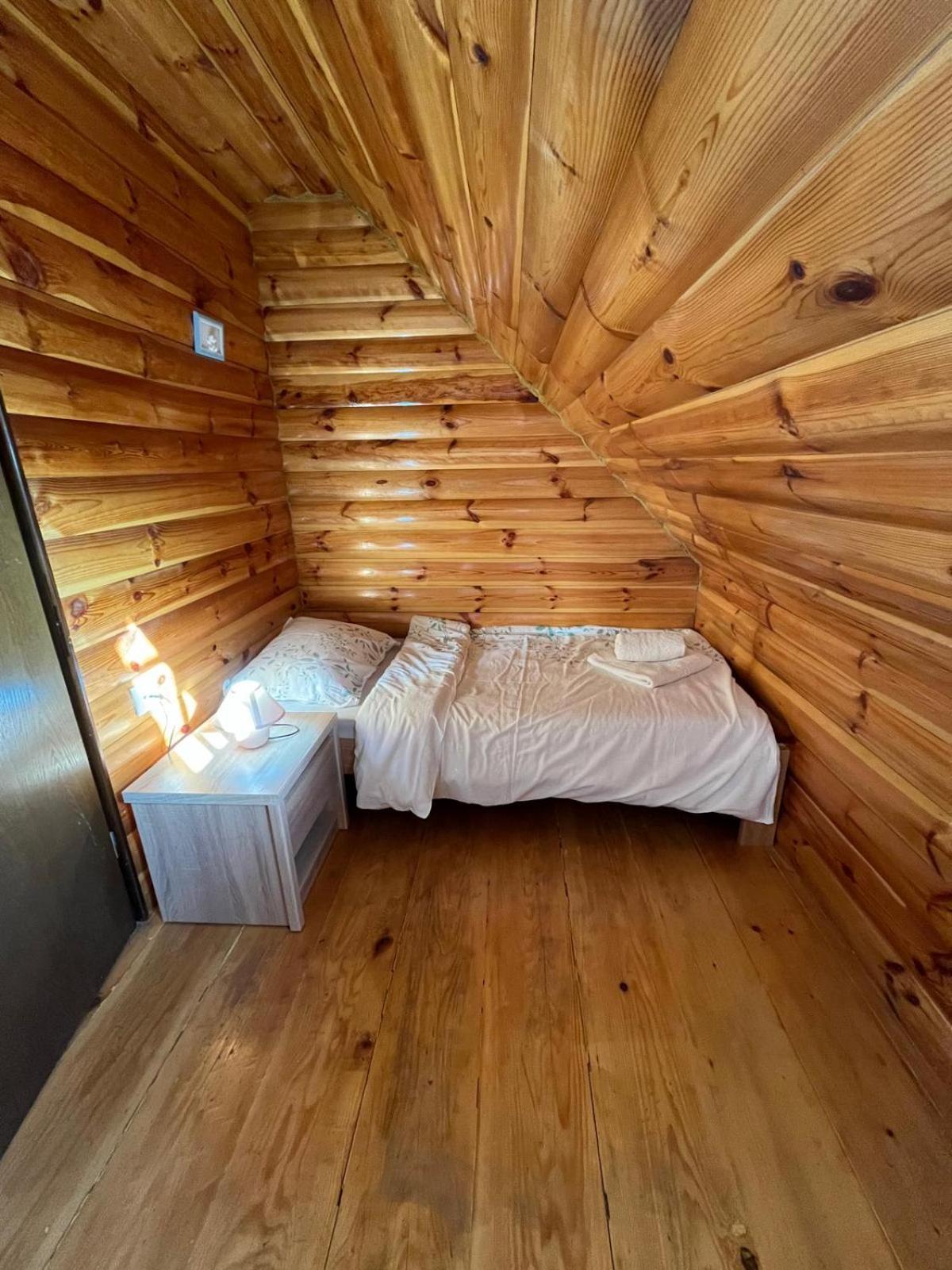 Wooden House Ante Self Check - In And Check - Out Appartement